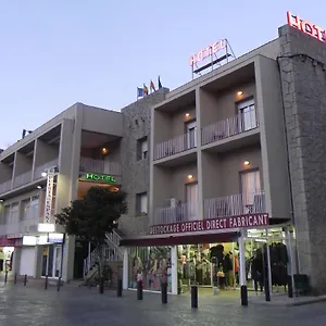 Puerta De Espana La Jonquière